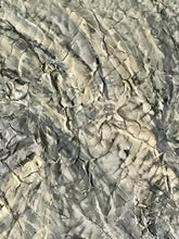 Load image into Gallery viewer, Sweet horse light 18x24